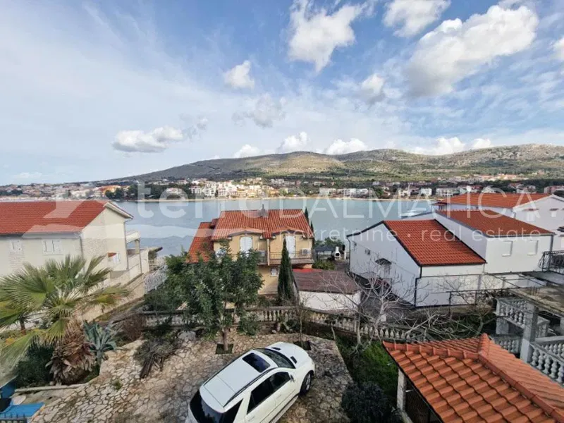 House with sea view – 3