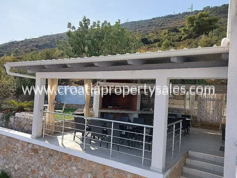 Vis, villa for sale, 1.990.000 € – 2