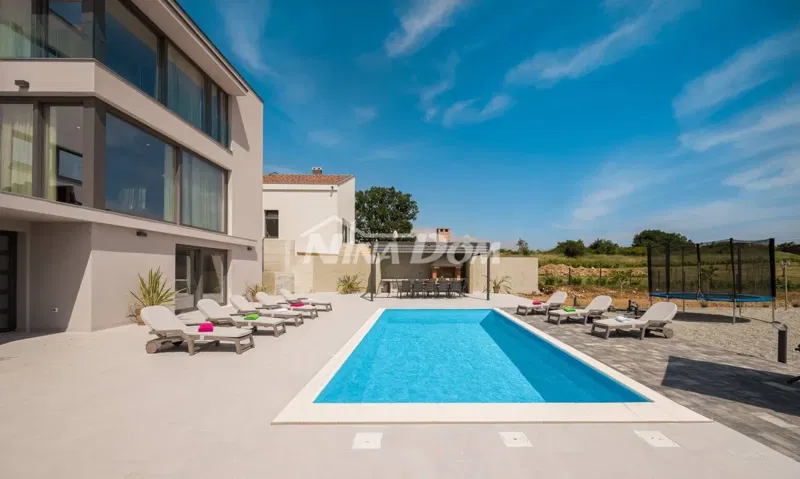 Casa Nin – 3