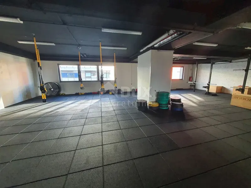 Locale commerciale Centar, Rijeka, 350m2 – 2
