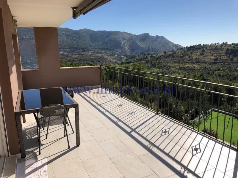 BEAUTIFUL VILLA WITH PANORAMIC VIEW NEAR SPLIT – 2