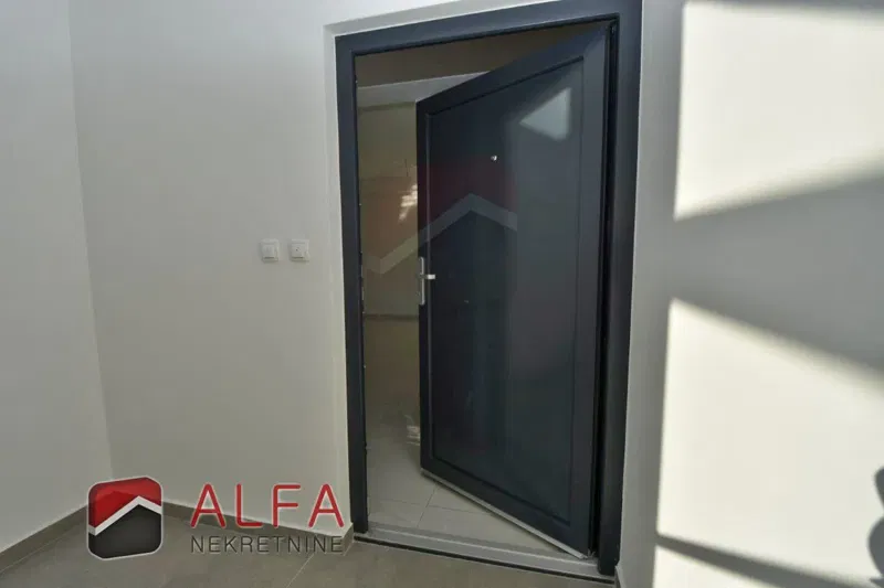 Croatia, Vodice, luxury new apartment with a roof terrace and sea view for sale – 3