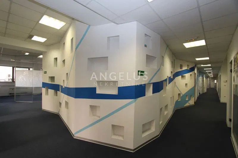 Zagreb, Buzin - office space 500-1000m2 – 3