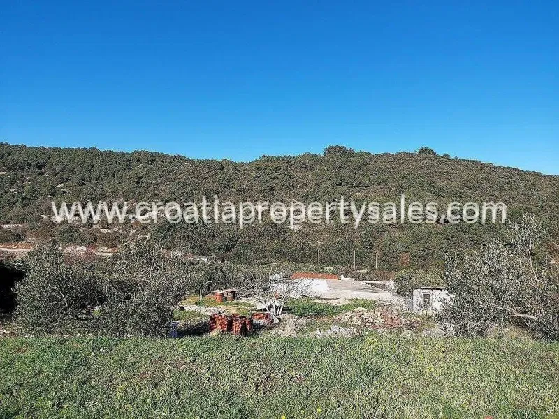 Vis, building land for sale, 110.000 € – 2