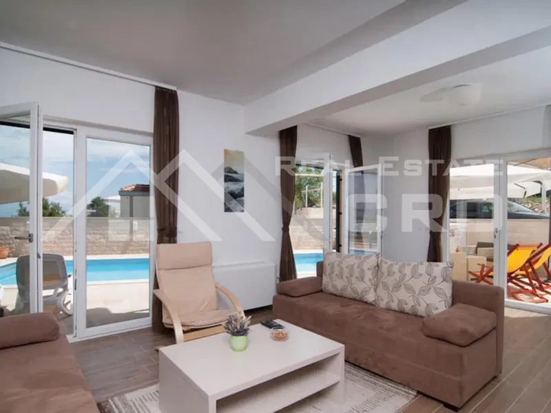 Immobili Brač - Bella villa in posizione tranquilla con vista mare, in vendita – 2