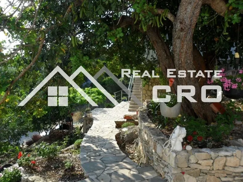 Vis properties - House with beautiful sea view on a land that sizes 36800 m2 for sale, Vis Island – 2