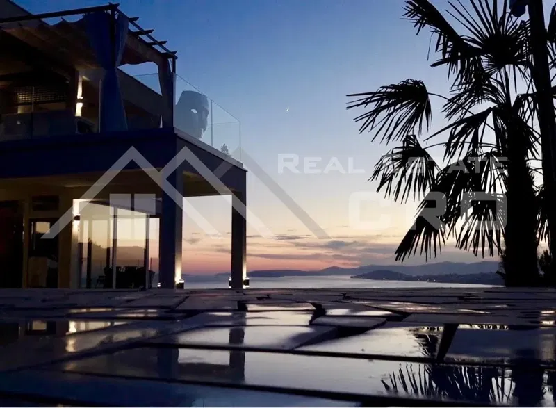 Immobili a Spalato - Villa di lusso con piscina e vista magnifica sul mare, in vendita – 2
