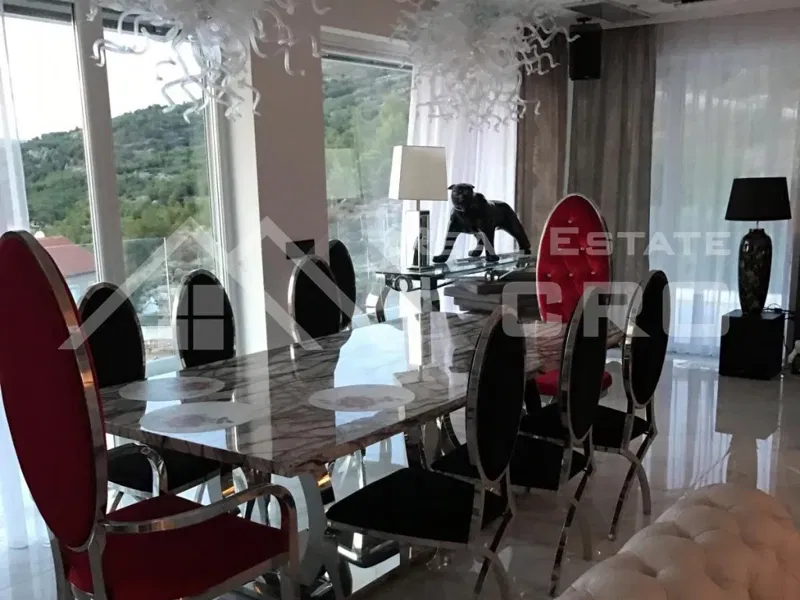 Immobili a Spalato - Villa di lusso con piscina e vista magnifica sul mare, in vendita – 3