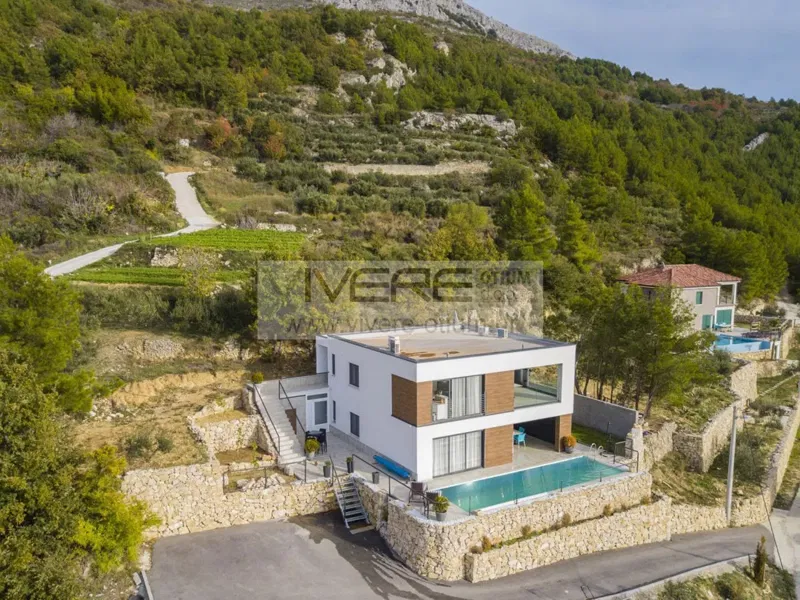 High-end Villa with amazing views – 2