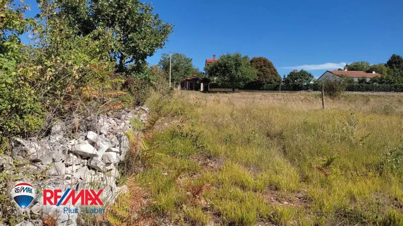 Cantiere Jurići, Žminj, 950m2 – 2