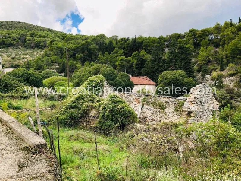 Telek Brač – 2
