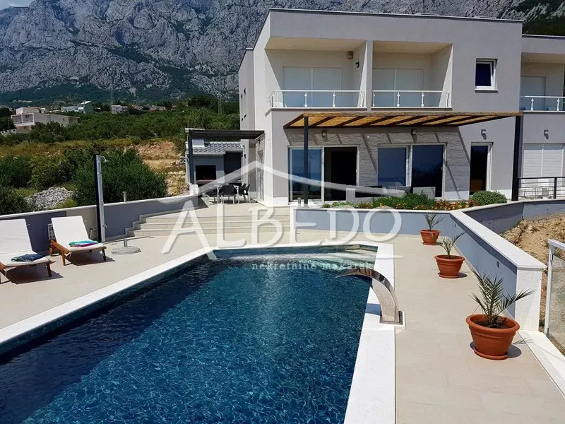 Modern villa with pool near the center of Makarska – 2