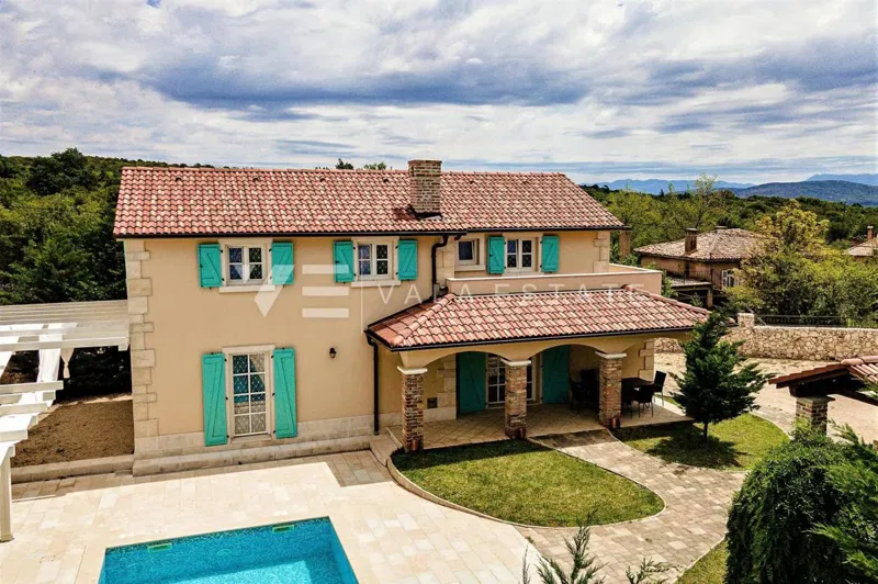 DETACHED MEDITERRANEAN VILLA WITH POOL AND BEAUTIFUL GARDEN – 2