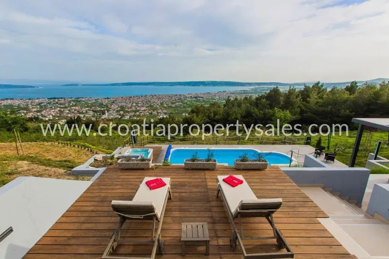 Kastela, villa for sale, 1.500.000 € – 2