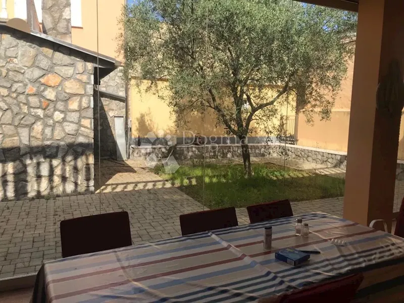House Vrbnik, 530m2 – 3