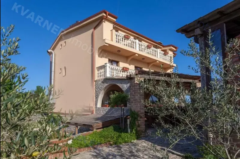 Business-residential building for sale! Surroundings of the town of Krk – 2