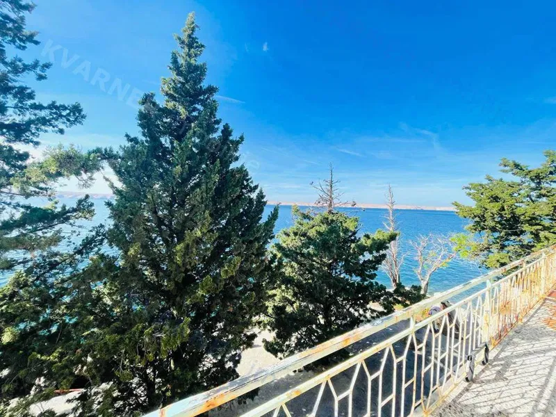 EXCLUSIVE LOCATION!! Detached house BY THE BEACH!! – 2