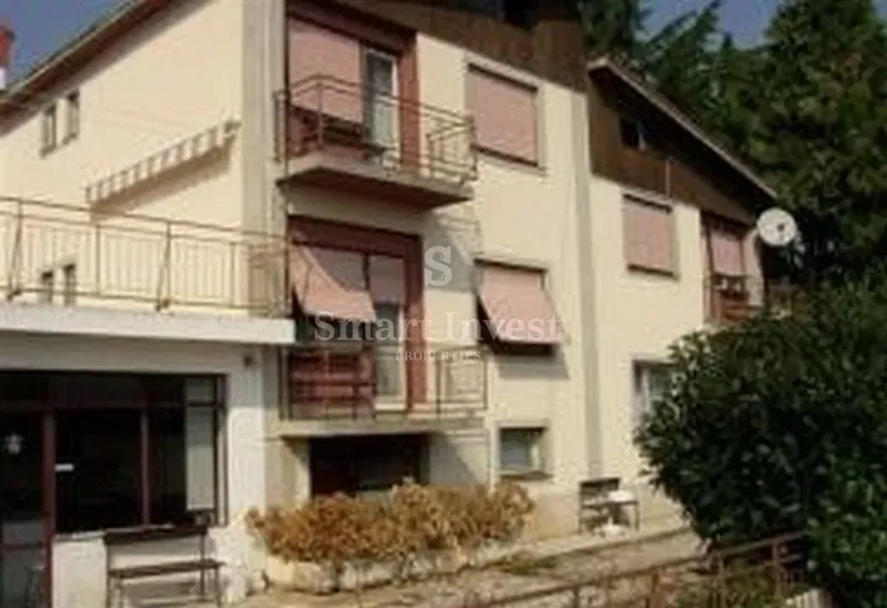 Üzlethelyiség Ičići, Opatija - Okolica, 600m2