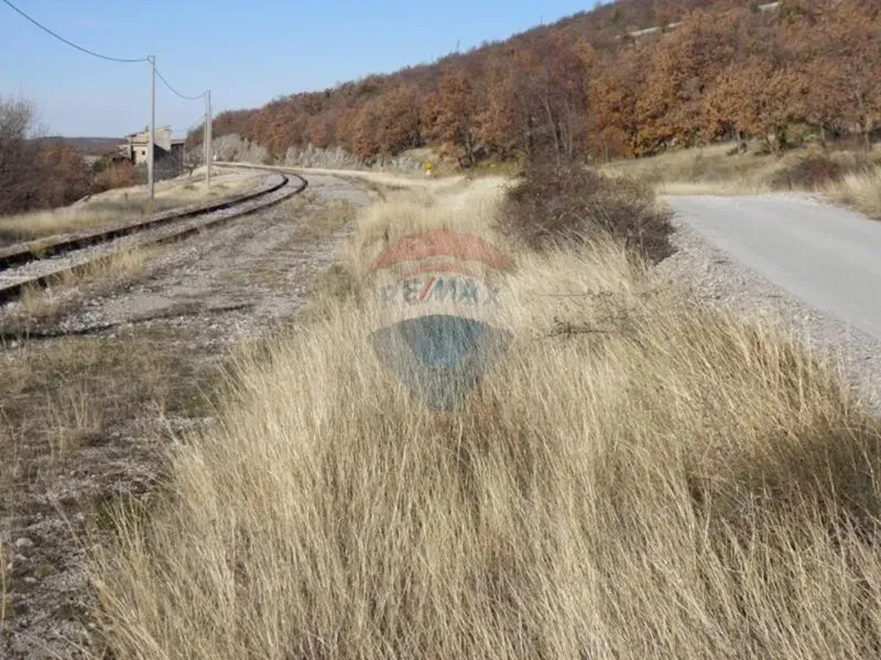 ISTRA, Lupoglav - Građevinski teren 15.000m2