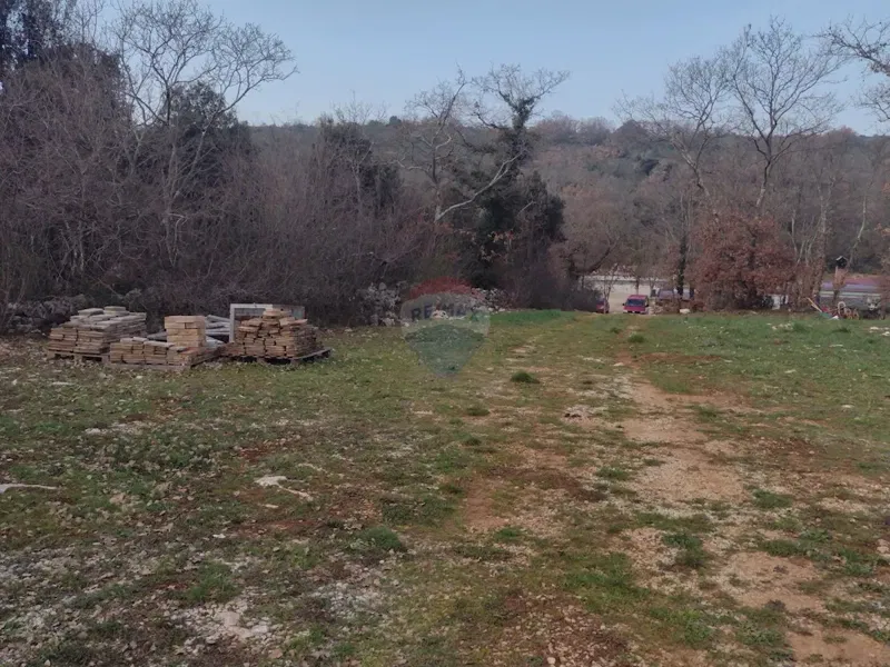 Terreno non edificabile Rovinj, 3.000m2 – 3