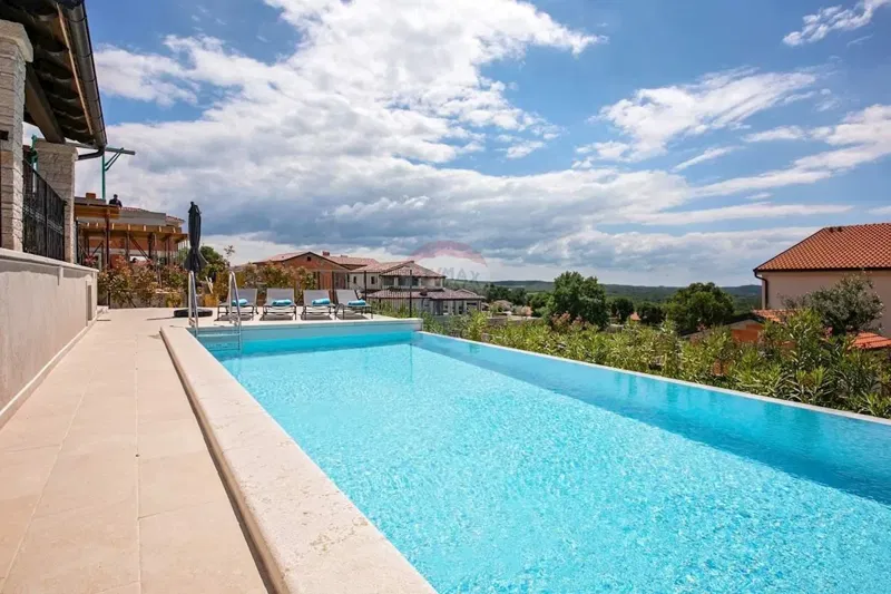 Villa Singola/Casa Vacanza Sveti Lovreč, 144m2 – 3
