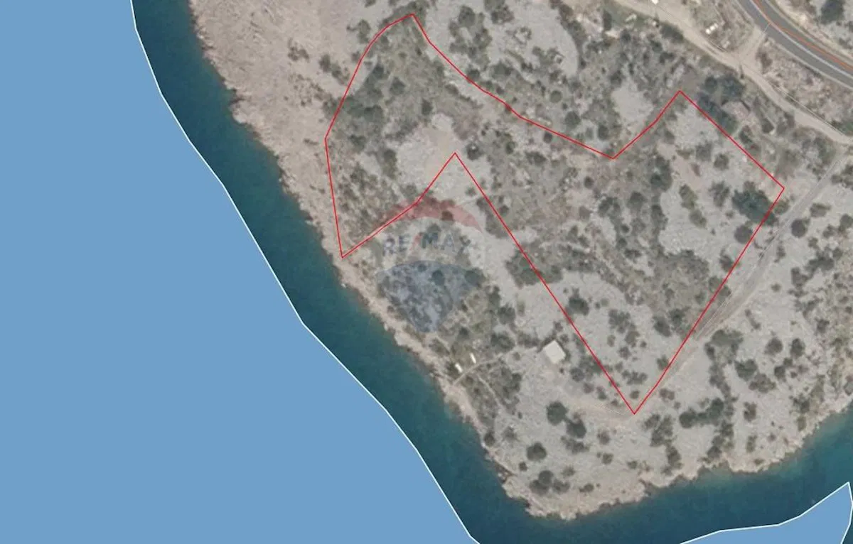 KARLOBAG, Građevinsko zemljište 11.000m2, 1. red do mora
