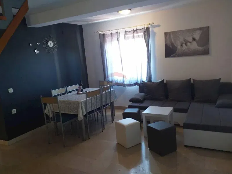 House Pomer, Medulin, 1.350m2 – 3