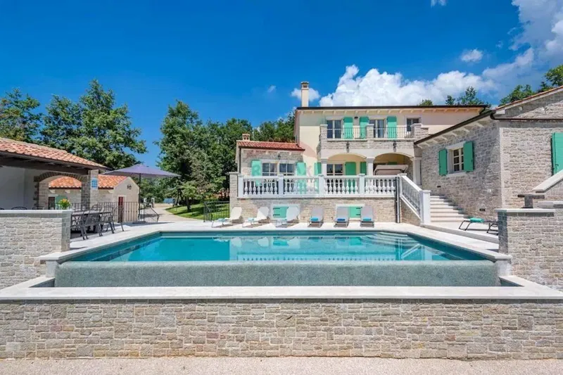 Villa Singola/Casa Vacanza Bertoši, Pazin - Okolica, 340m2 – 2