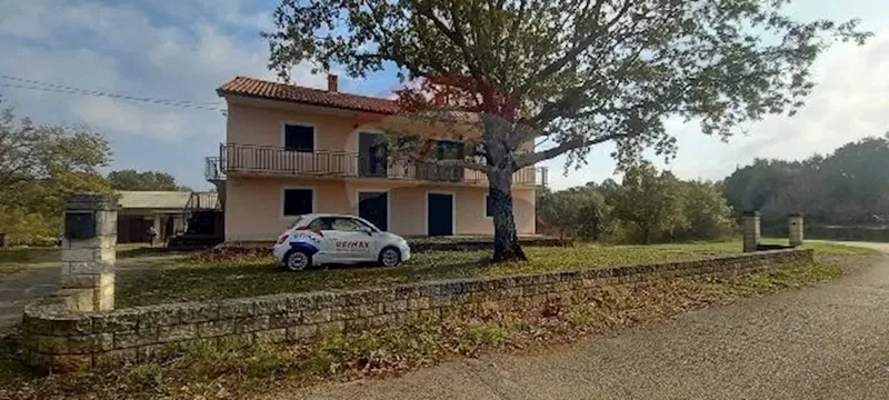 House Juršići, Svetvinčenat, 400m2 – 2