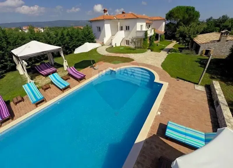 Villa Singola/Casa Vacanza Rakalj, Marčana, 430m2 – 2