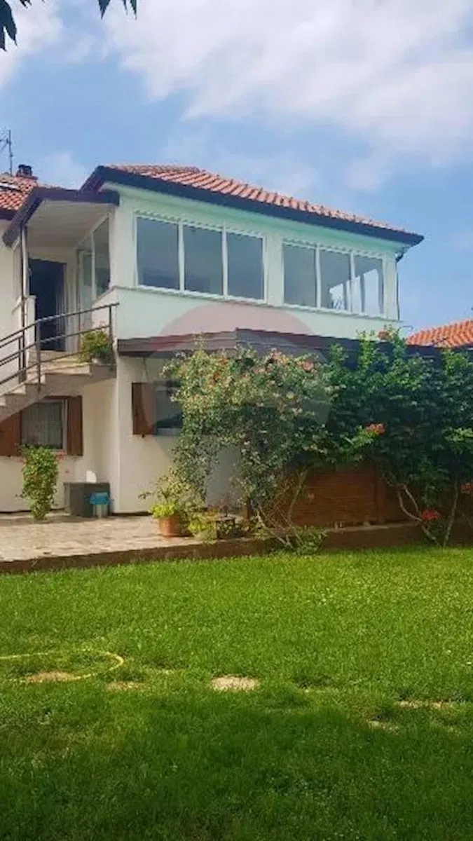 Umag, 450m2 – 3