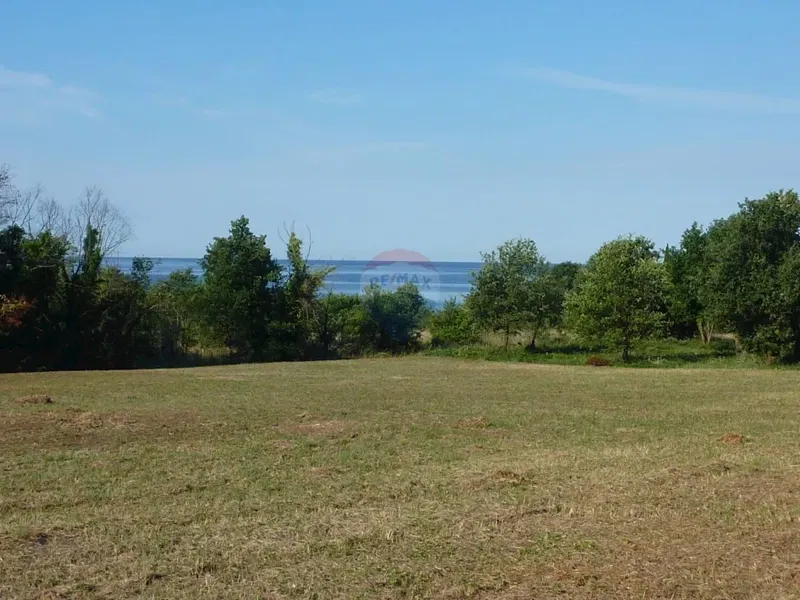 Building plot Poreč, 1.590m2 – 2