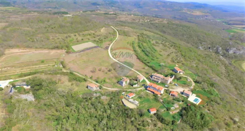 Building plot Grožnjan, 114.440m2 – 3