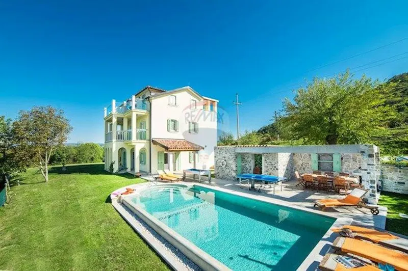 Villa Singola/Casa Vacanza Motovun, 260m2 – 2
