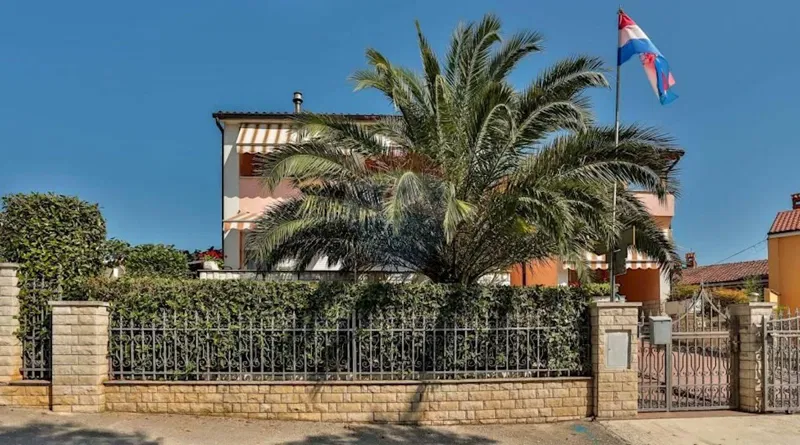 Dom Pula – 2