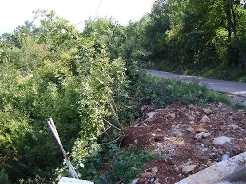 Terreno Lovran – 2