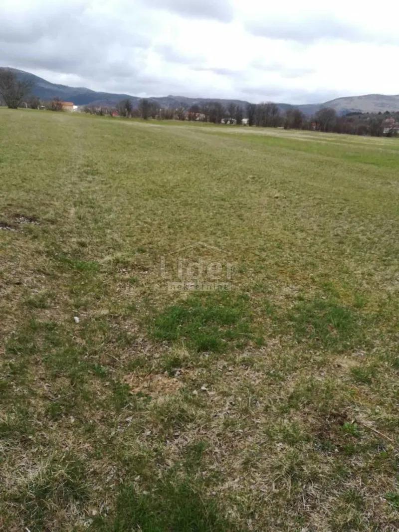 Zemljišče Podhum, 1350m2 – 3