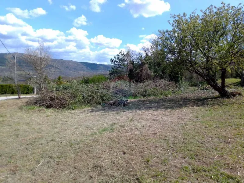 Terreno edificabile Motovun, 853m2 – 2