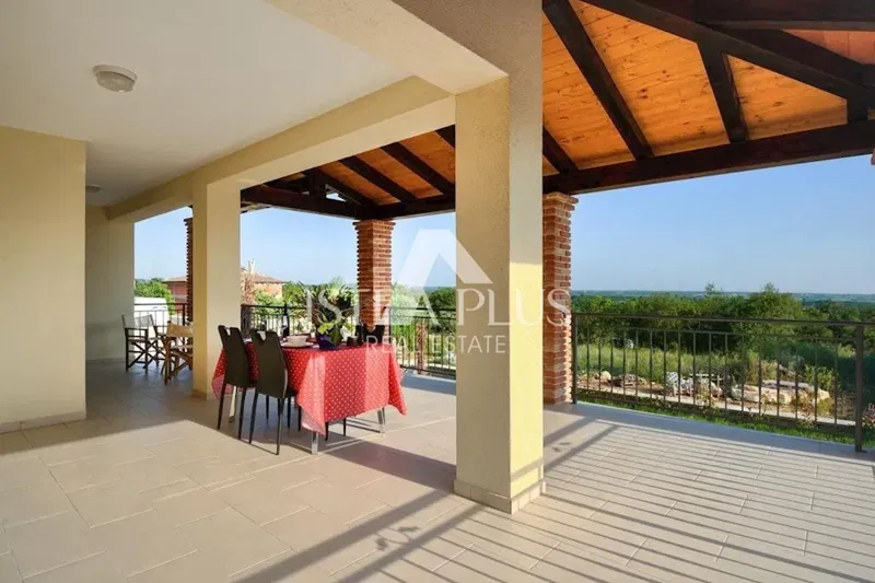 Villa splendidamente decorata con piscina a 7 km dal mare – 3