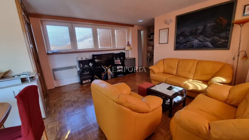 Three-bedroom apartment in the old town of Zadar – 2
