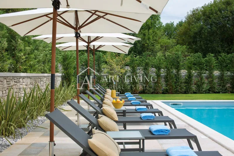Poreč, Raskošna luksuzna kamena vila s bazenom – 3