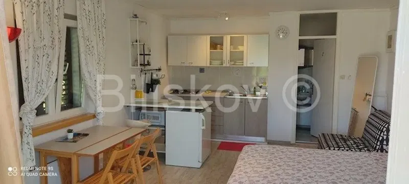 Hvar, Vrboska house with 4 units, 1300 m2 – 3