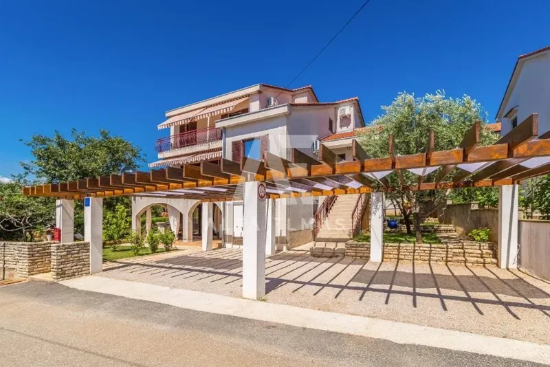 Krk, surroundings,house with three apartments in a quiet location! ID 84 – 2