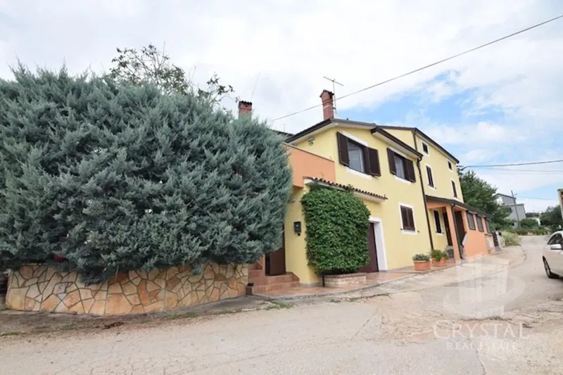 House in Nova Vas – 2