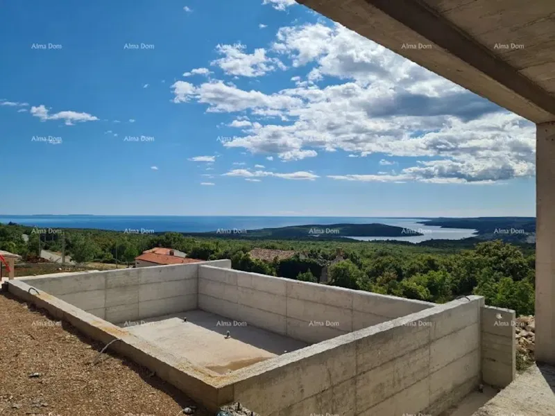 Villa under construction with sea view! – 2