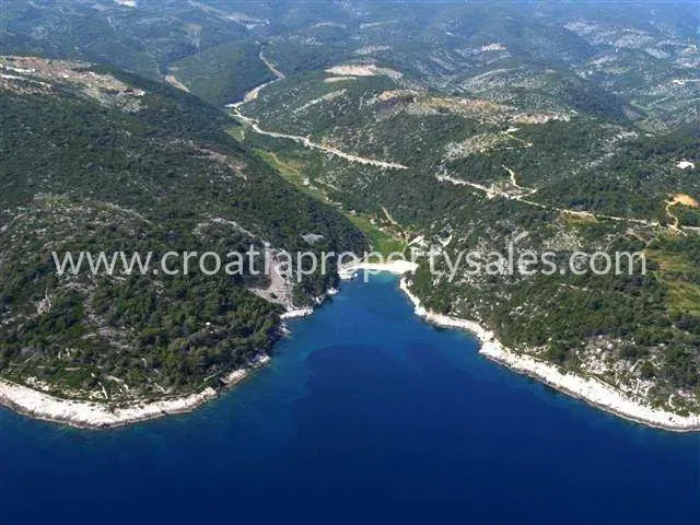 Telek Brač – 3