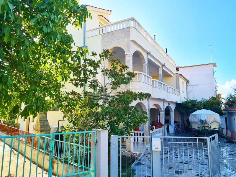Rogoznica OPPORTUNITY/Maintained house third row from the sea with a top view – 3