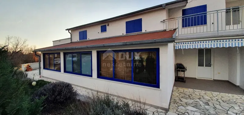ISTRIA, LABIN - Dom z basenem w spokojnej okolicy w otoczeniu zieleni – 3