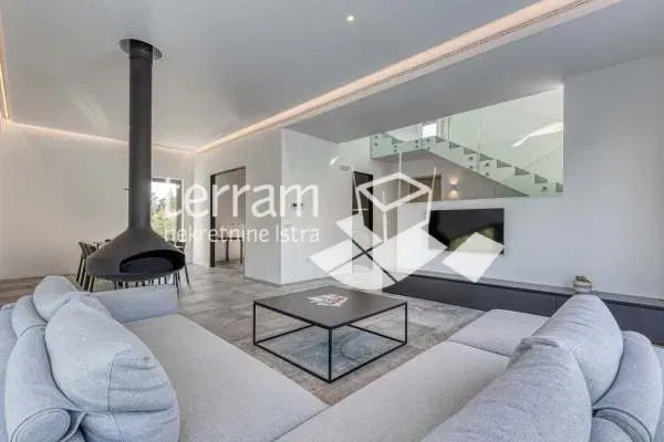 Istria, Fazana, villa with pool, 360m2, 50m2 from the sea, NEW !!!! – 2