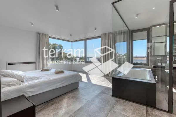 Istria, Fazana, villa with pool, 360m2, 50m2 from the sea, NEW !!!! – 3